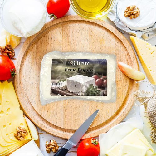 Ezine Peyniri Tam Yağlı 1kg Bihruz Tartılarak Satılmaktadır.