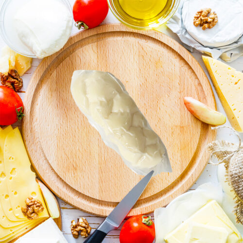 Örgü Peynir Bihruz 1kg Tartılarak satılmaktadır